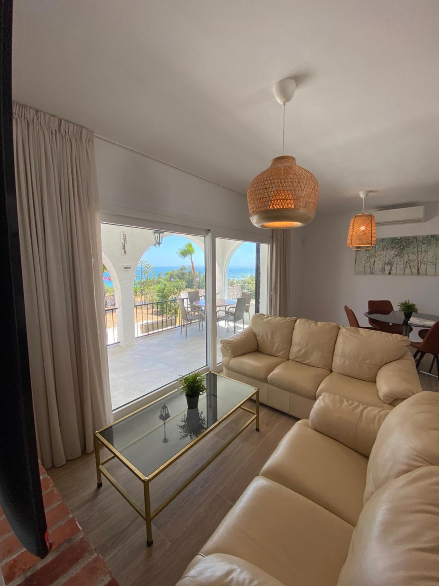 Independent Villa Beach House El Bosque La Cala De Mijas Exterior photo