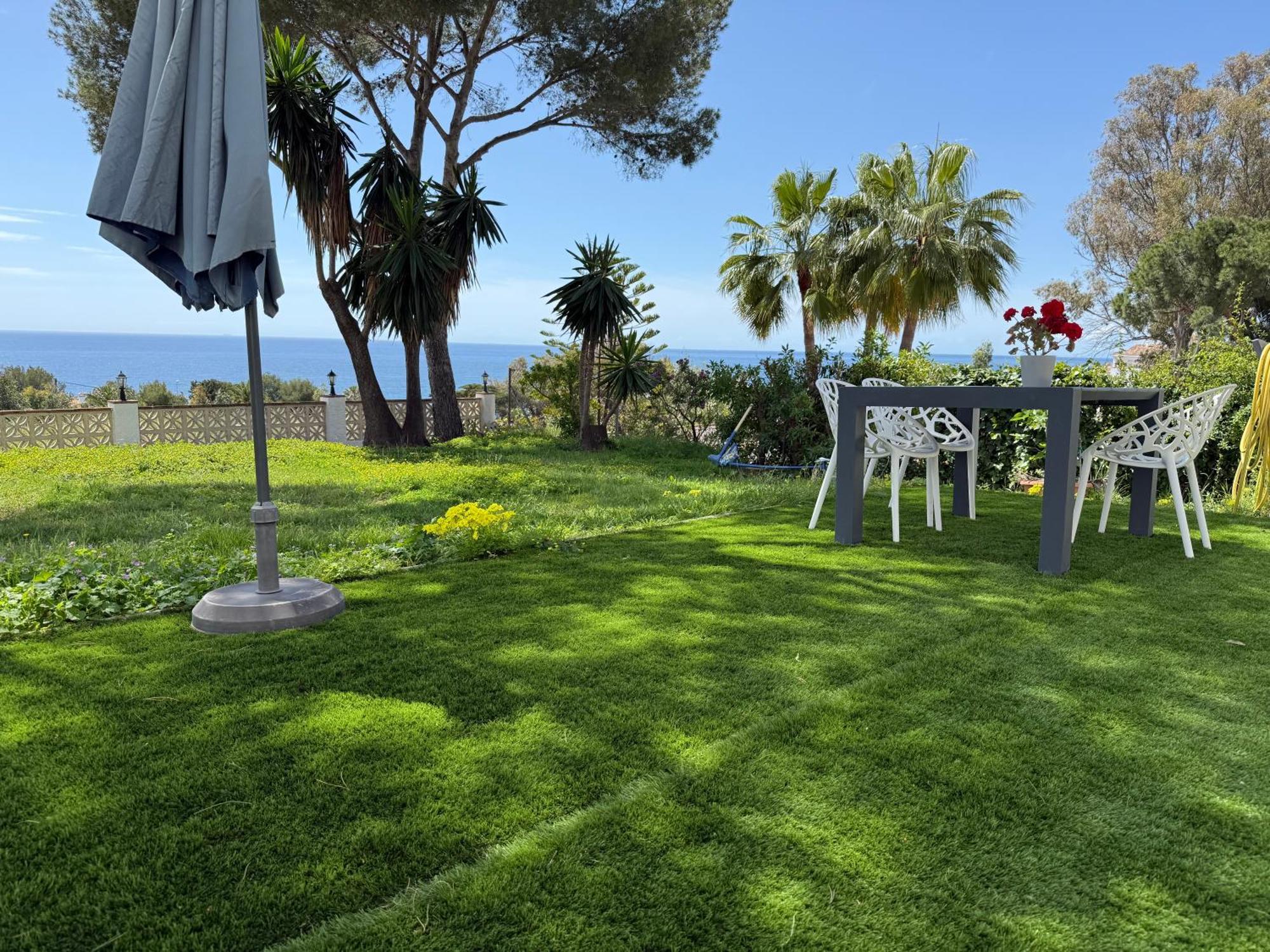 Independent Villa Beach House El Bosque La Cala De Mijas Exterior photo