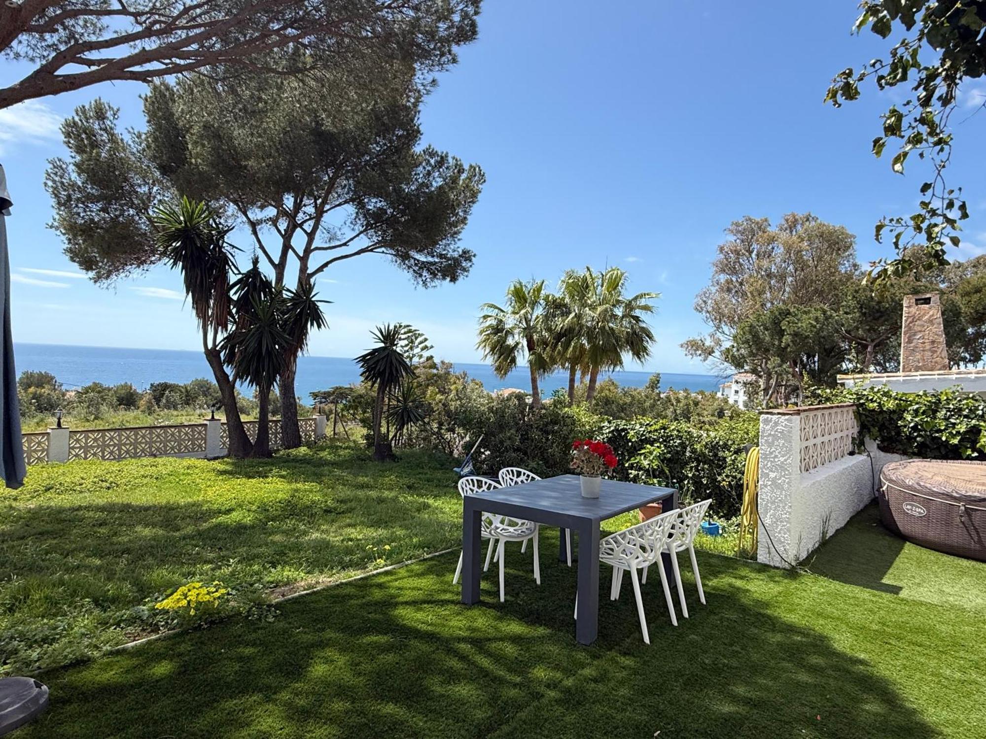 Independent Villa Beach House El Bosque La Cala De Mijas Exterior photo